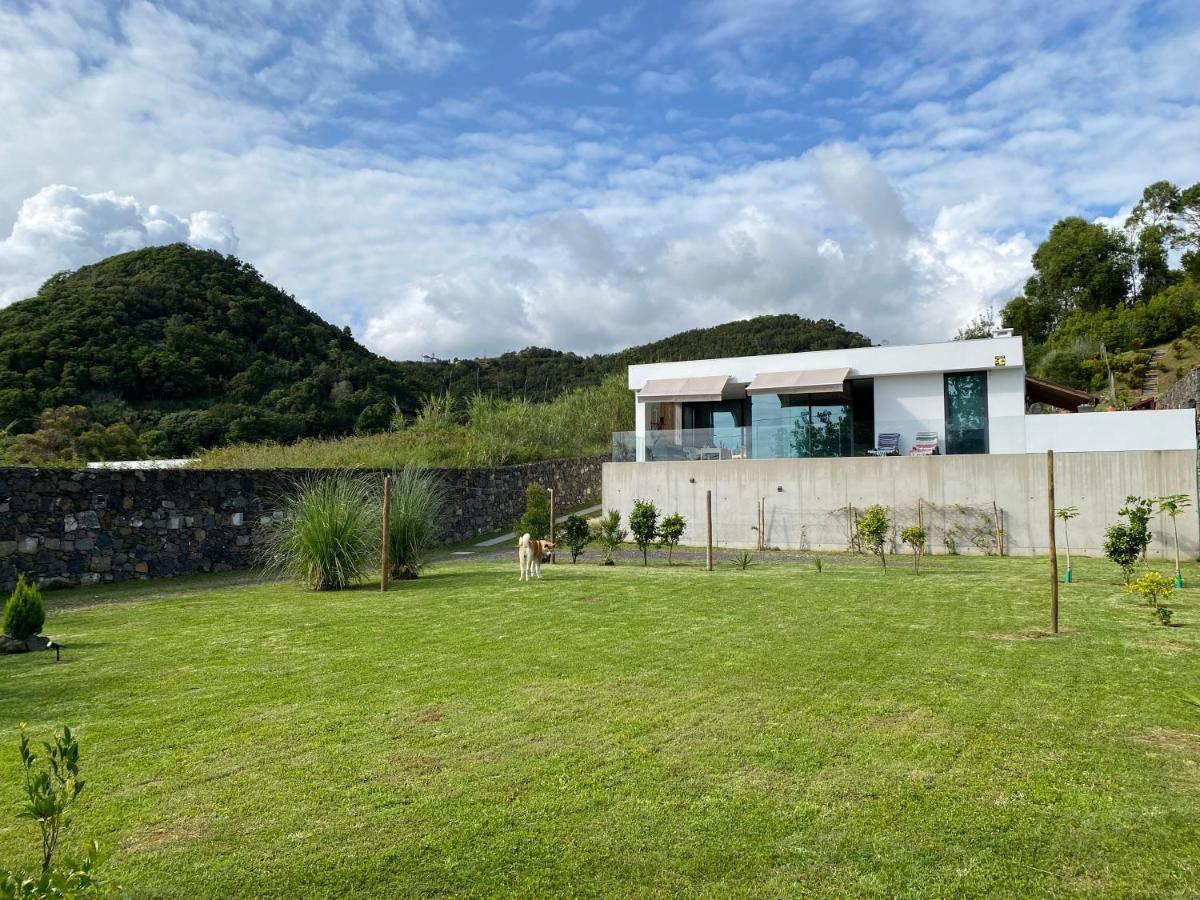 Сasa de vacaciones Caloura 76 *