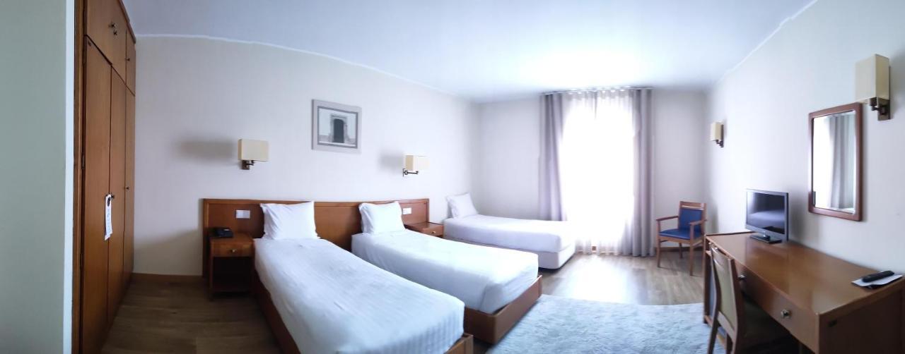 Dos Loios Hotel 2*
