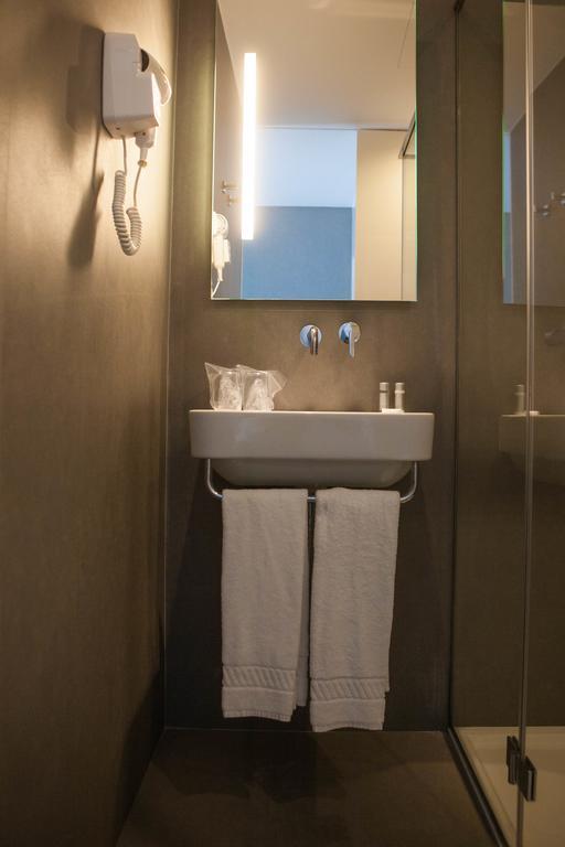 Costa Hotel 2*