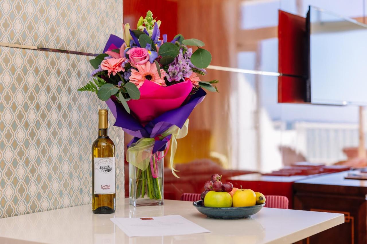 Aparthotel Monicca Collection And Residences 4*