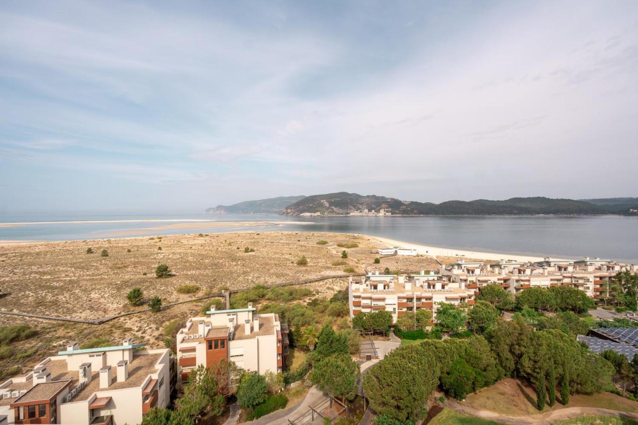 Hotel Aqualuz Mar By The Editory 4*