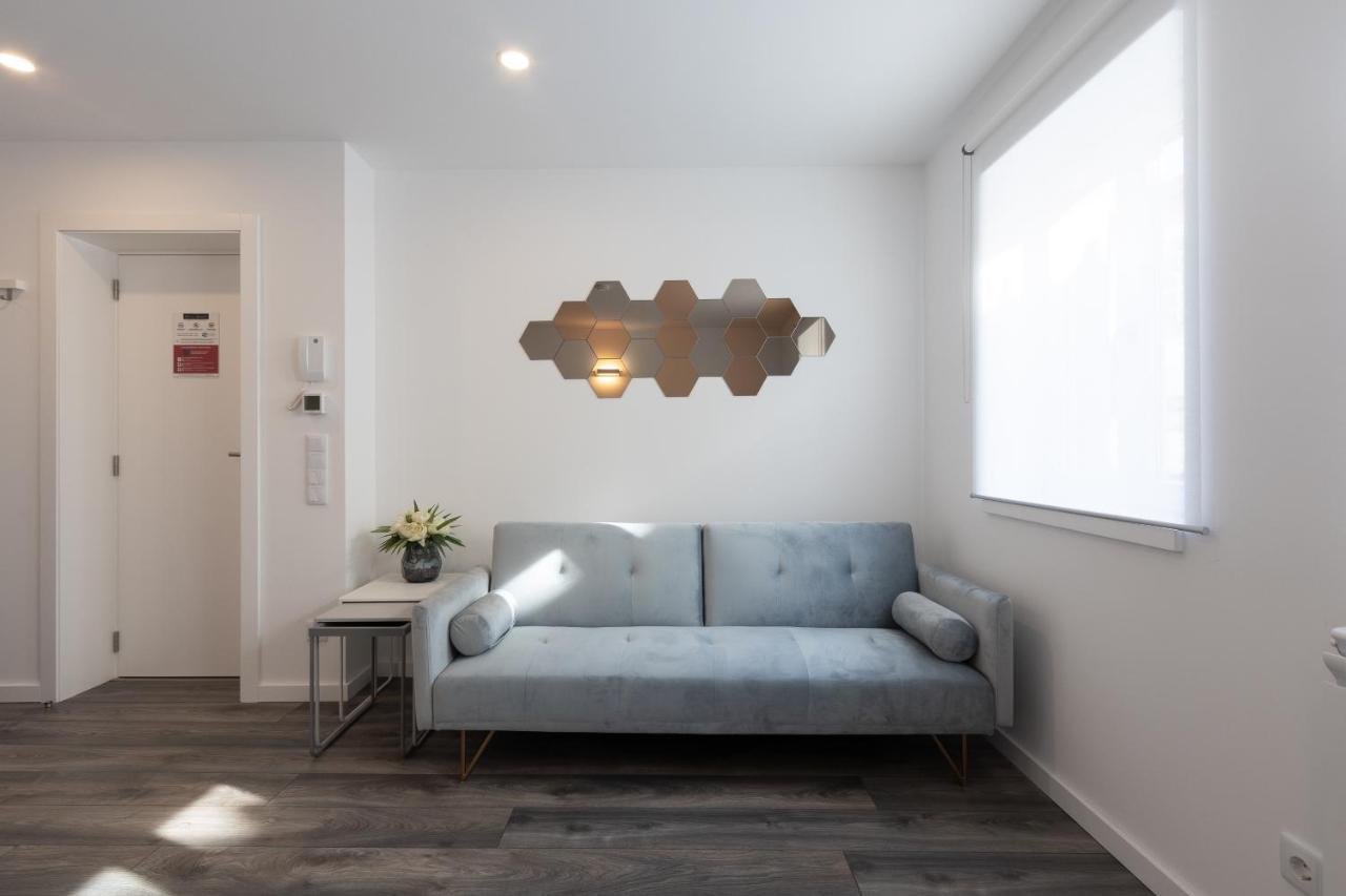 Guest house Dona Emilia Guest House & Studio Apartment Building 3*