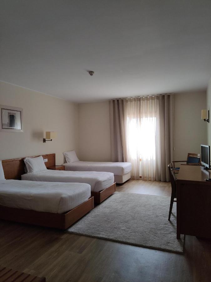 Hotel Dos Loios 2*
