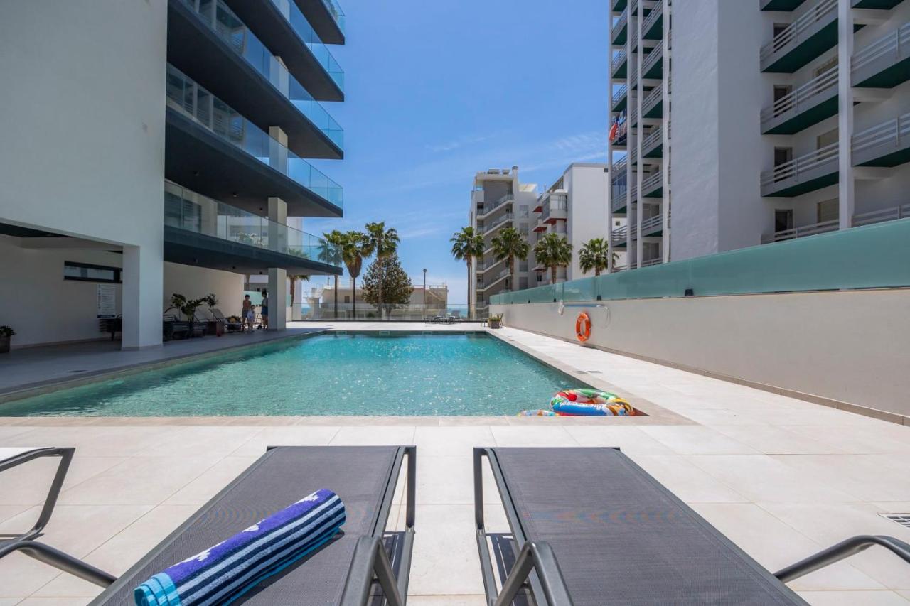 Bright Modern Beachside With Pool & Seaview * Quarteira