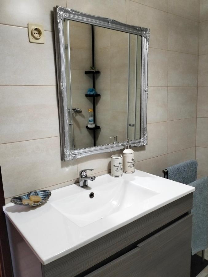 Apartment T2 Vila Praia de Ancora