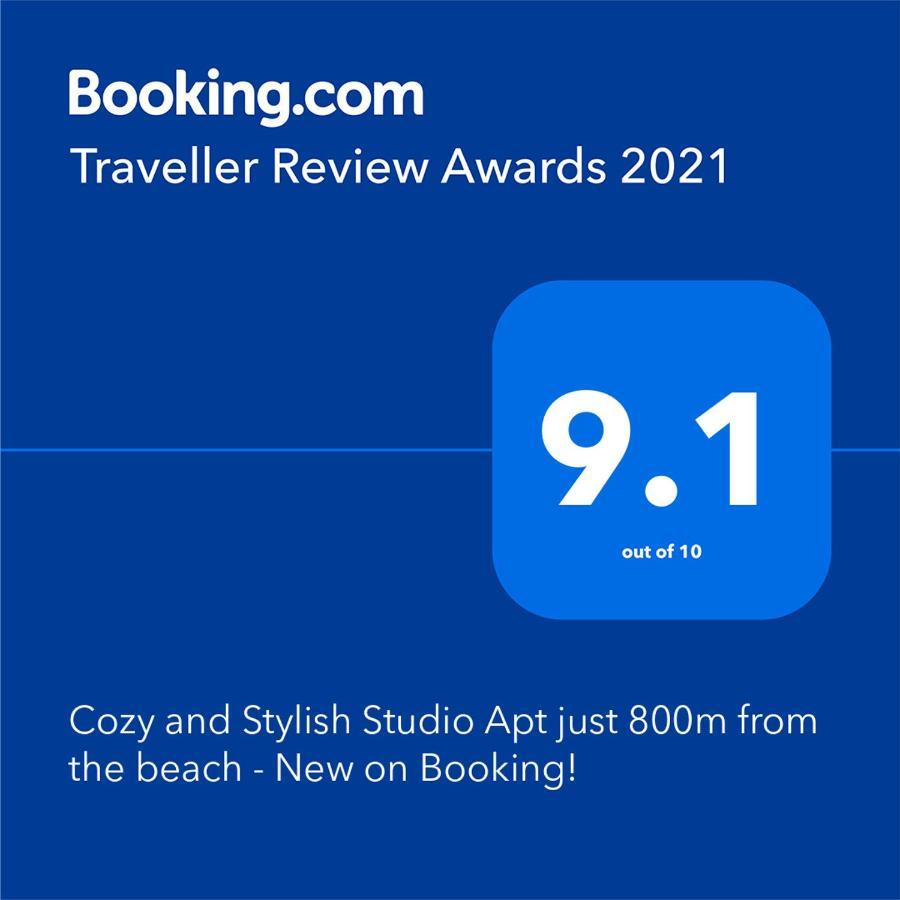 Cozy And Stylish Just 800m From The - New On Booking! *