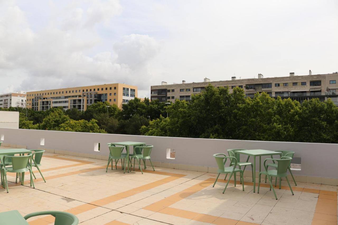 Hi Parque Nacoes - De Juventude Hostel Lissabon