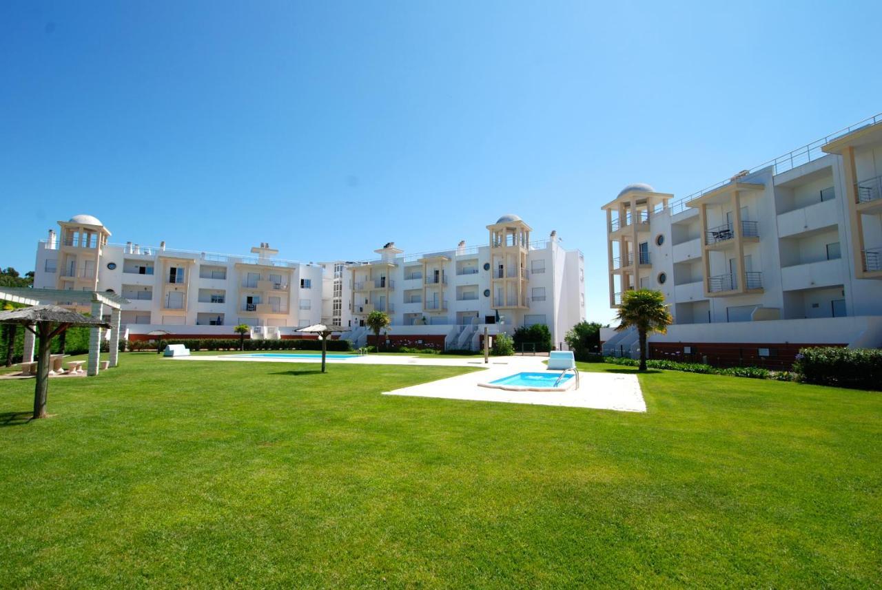 Marina - 3 Bedroom Sea View In Complex With Pools Apartment Nazare
