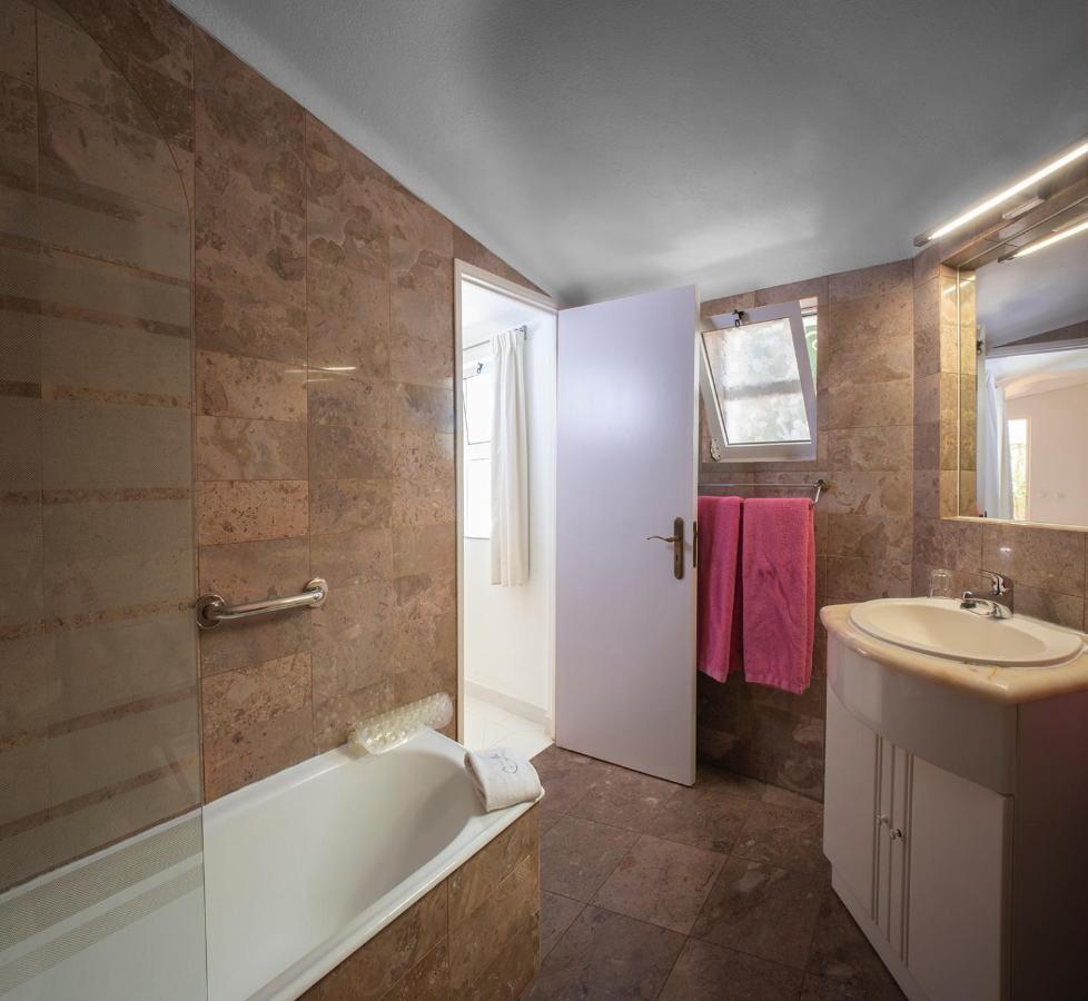 Apartment Quinta Paraiso Da Mia-tastefully Decorated T1 *