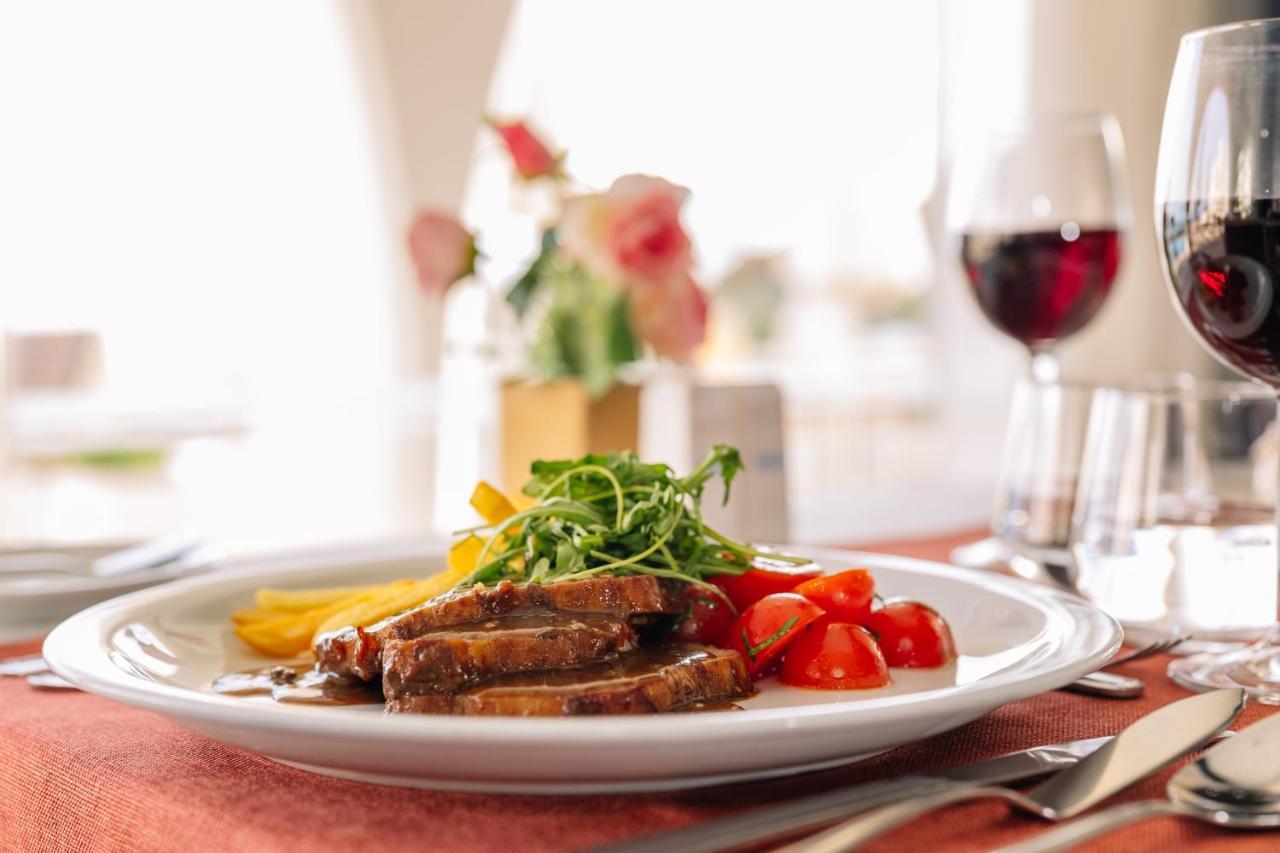 Grand Muthu Oura View Club 5* Albufeira