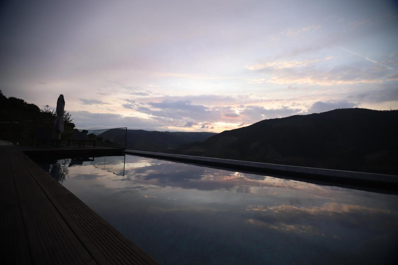 Quinta Vale De Lobos Douro Acomodação com café da manhã  *