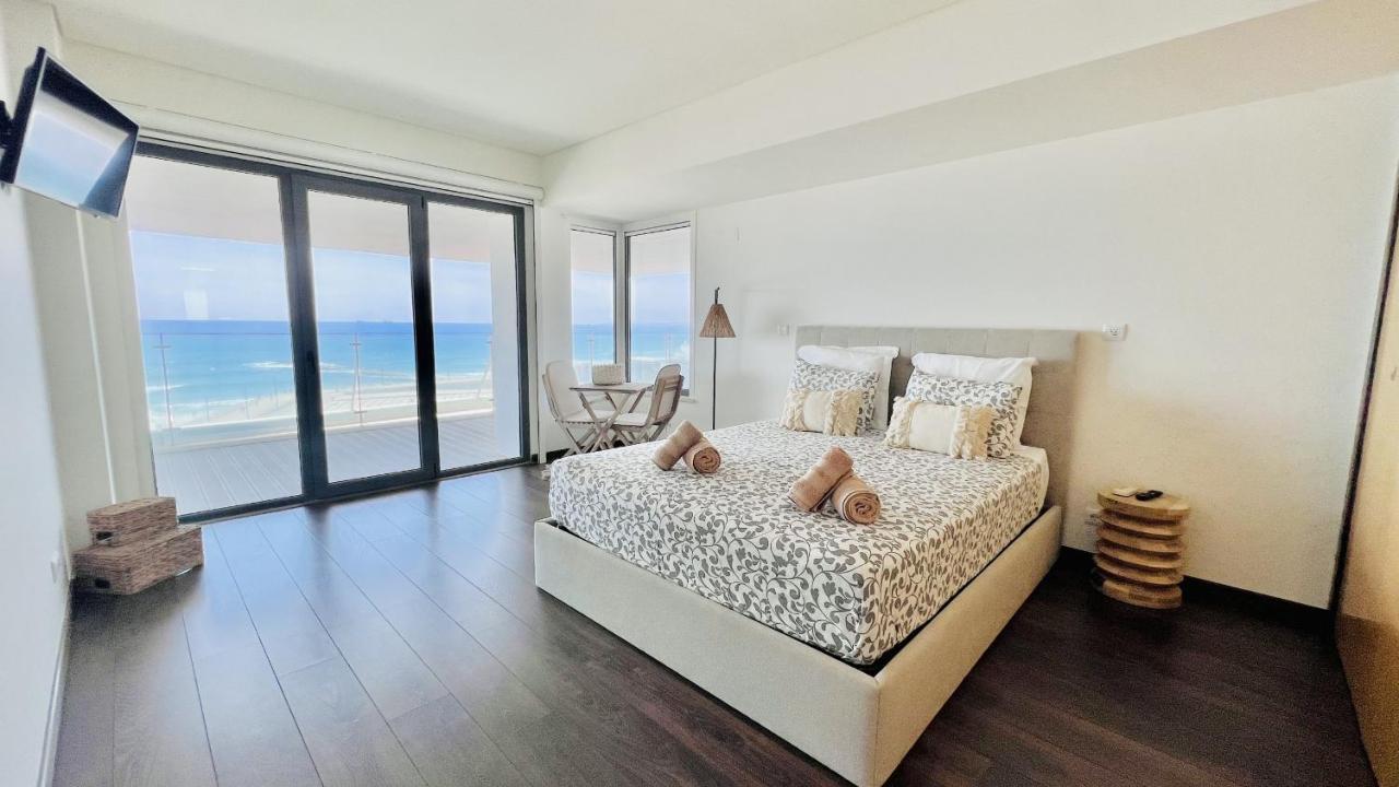 Front Line, Sea View, Luxury Penthouse In Caparica Apartment