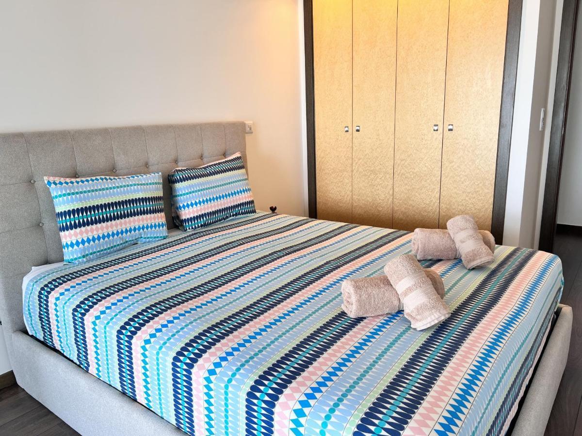 Front Line, Sea View, Luxury Penthouse In Caparica