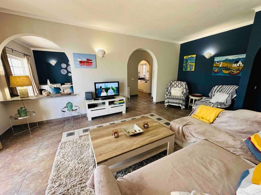 Casa Buccaneer, 2 Bedroom Garden In Da