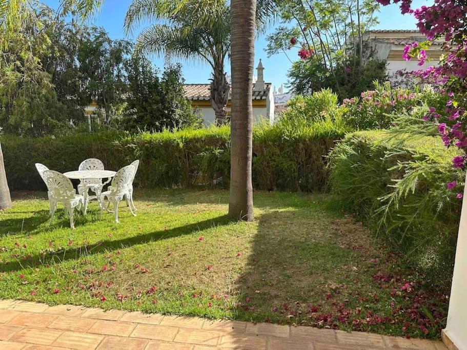 Casa Buccaneer, 2 Bedroom Garden In Da * Praia Da Luz
