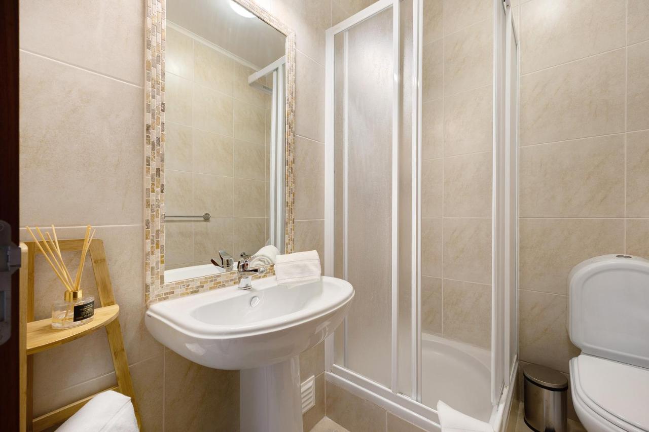 Devvine And Golf Apartamento