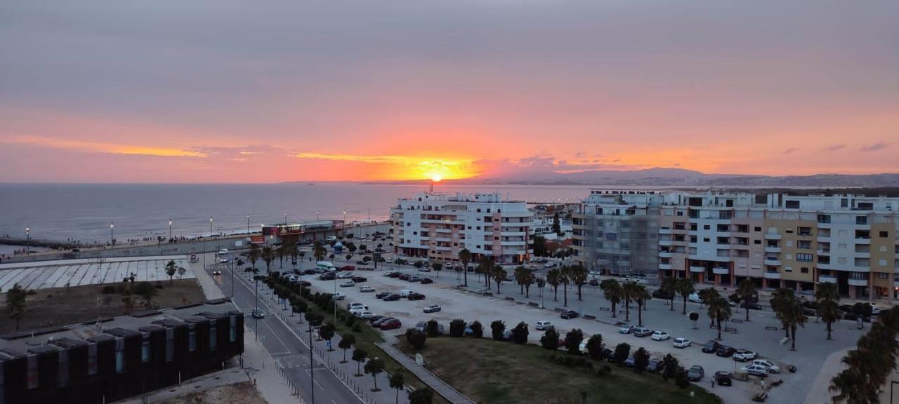 Front Line, Sea View, Luxury Penthouse In Caparica Apartment Costa da Caparica