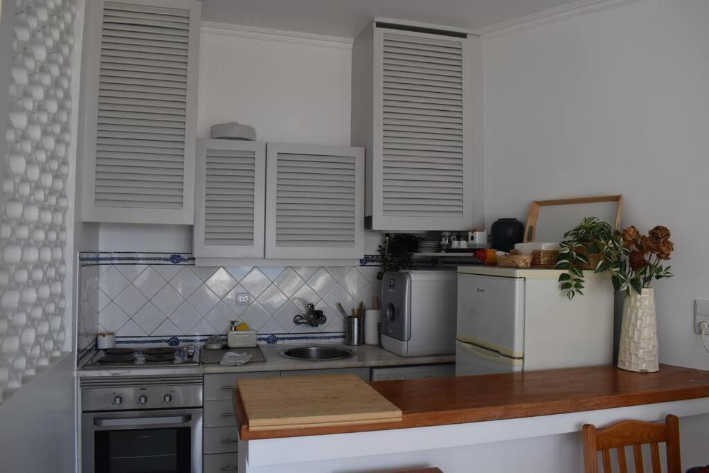 Varanda O Mar Apartment
