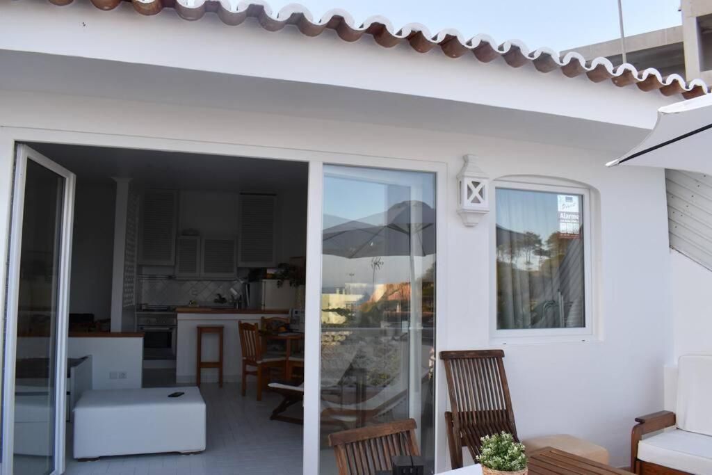 Varanda O Mar Apartment *