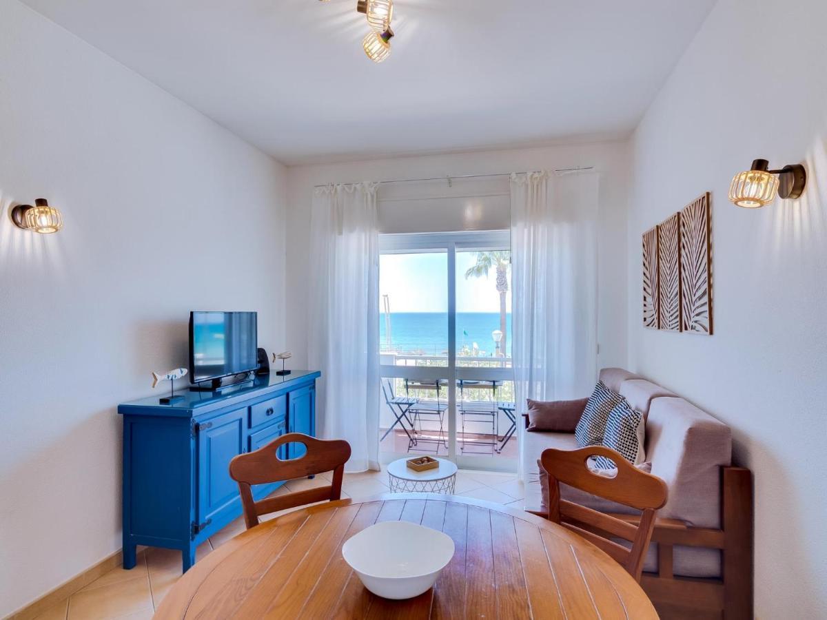 Apartment Al - Mare Baixa Quarteira