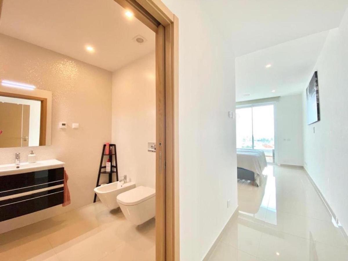 Penthouse By The Marina Apartment Lagos