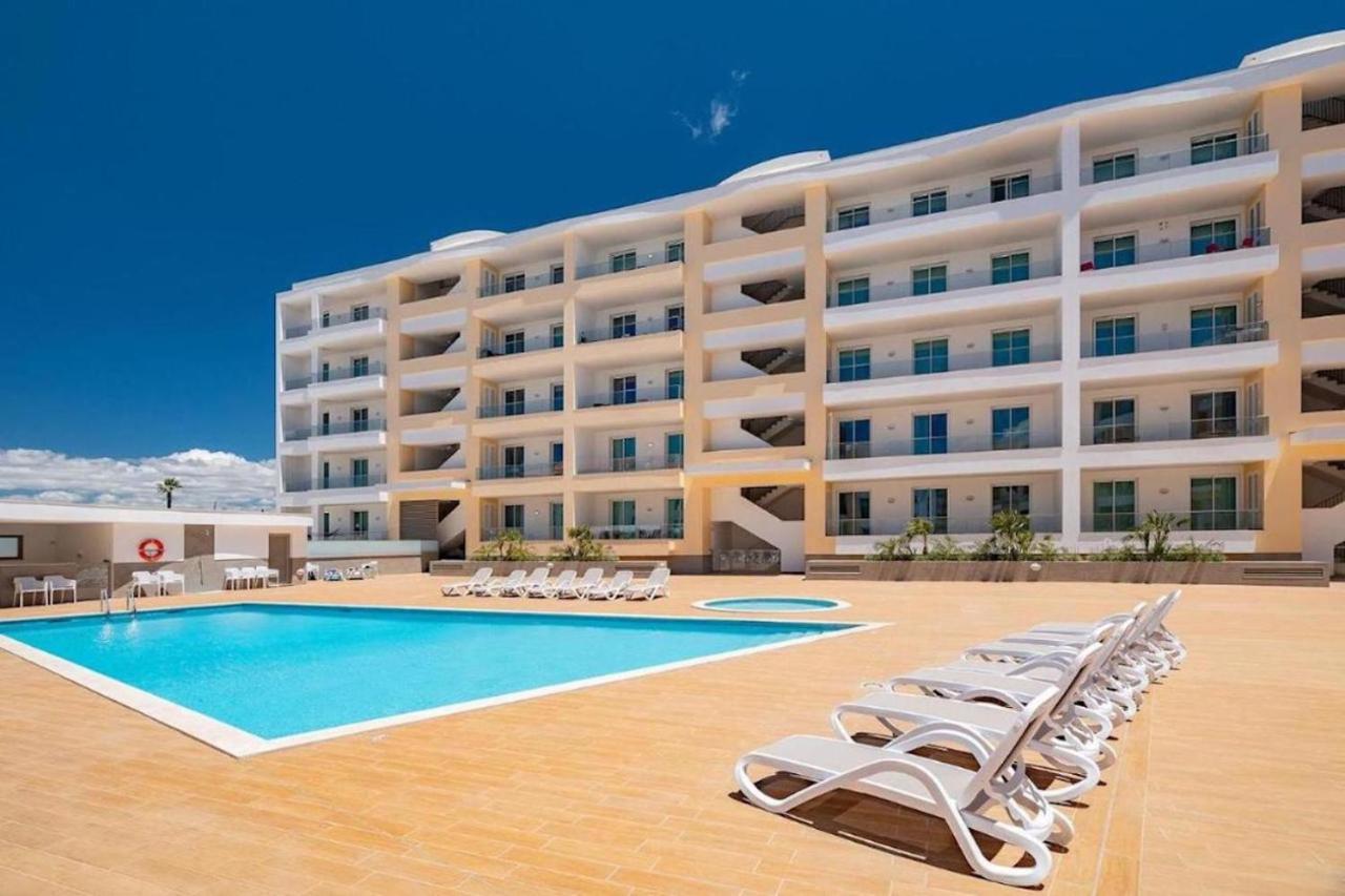 Penthouse By The Marina Apartment *