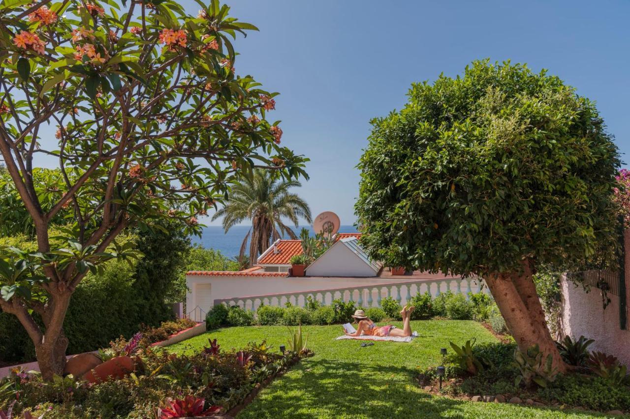 Casa Frangipani By An Island Holiday home Santa Cruz (Madeira)