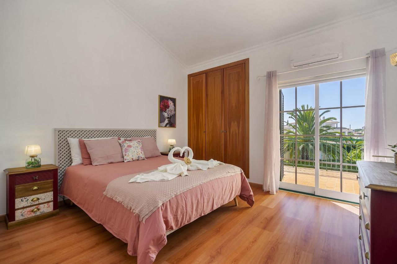 Vakantiehuis Rosal House *