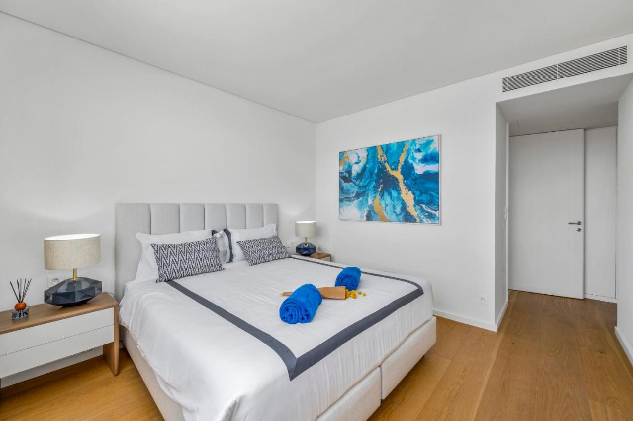 Apartment Vilamoura Luxury Retreat With Pool, Garden And Near *