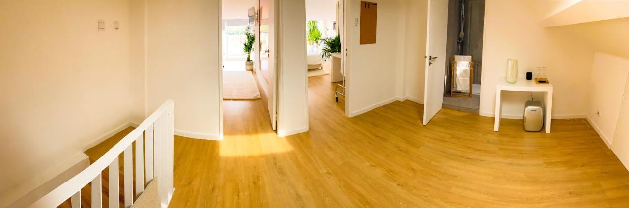 Ideally Located With Perfect Views Alges