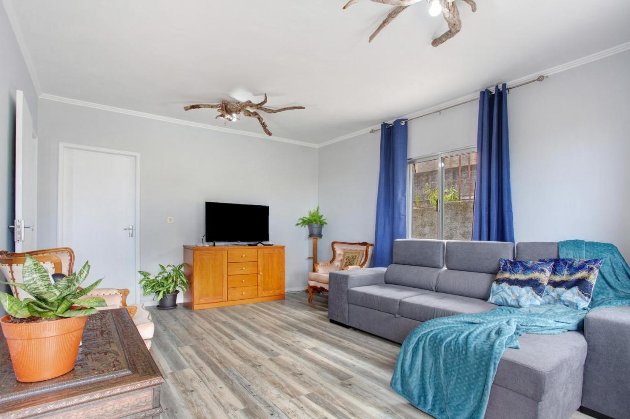 Casa Da Ribeira Da Janela Holiday home