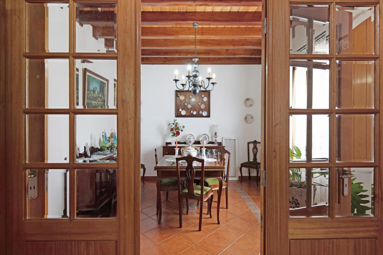 Casa Rosas * Angra do Heroísmo
