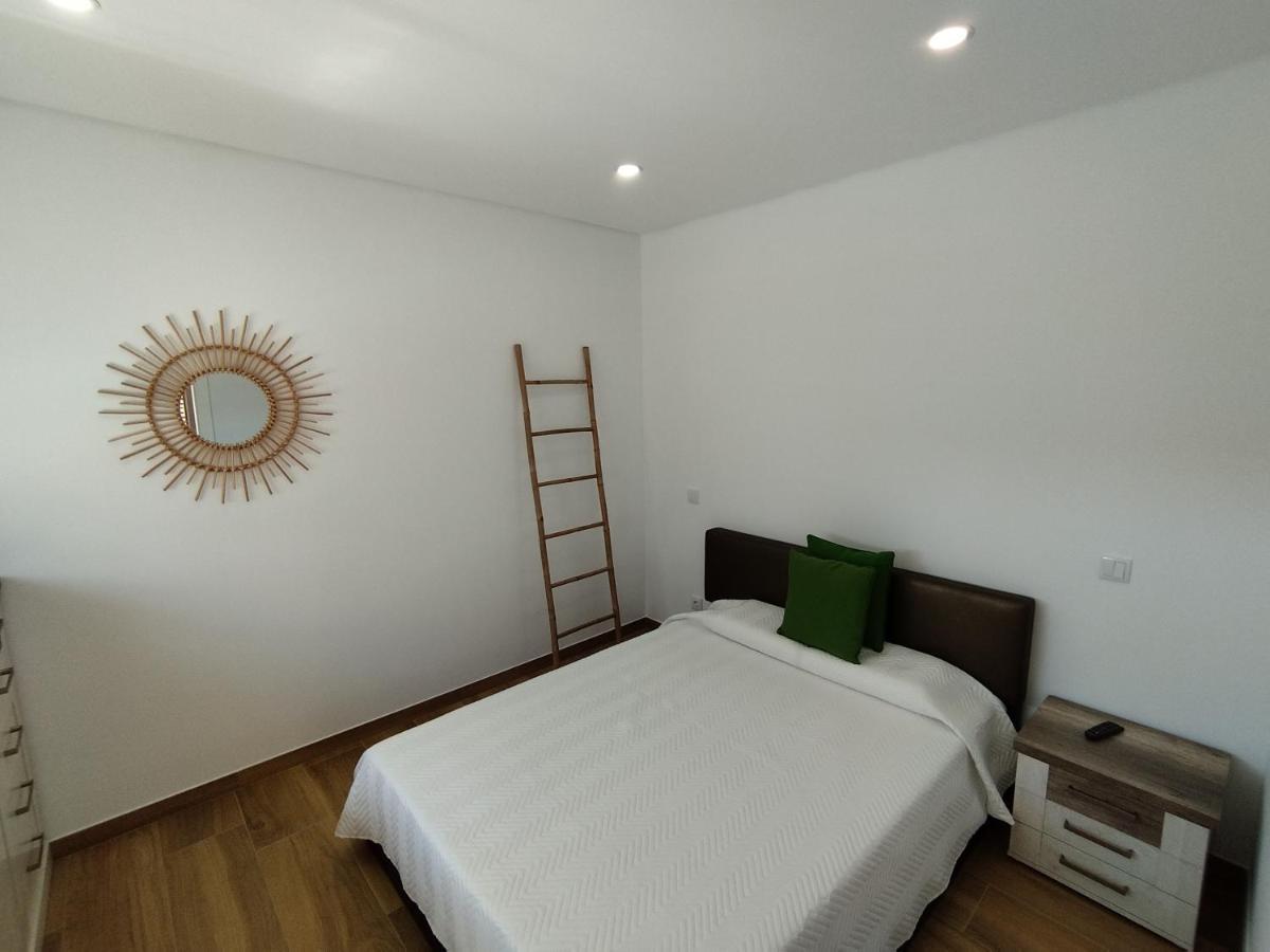 Apartment T2 - Pescadores Frente Mar - Casas & Papeis *