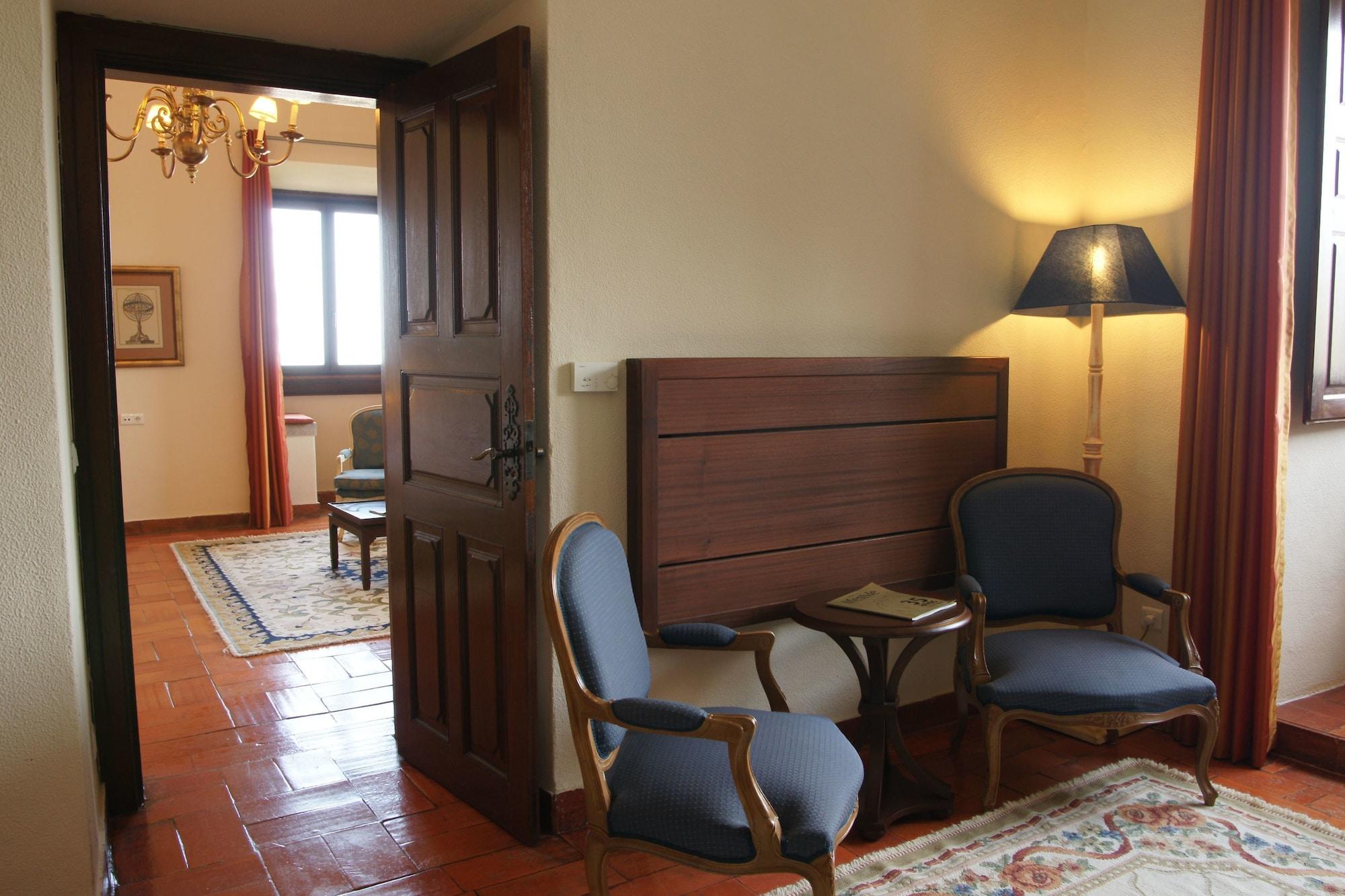 Castelo De Hotel 4*