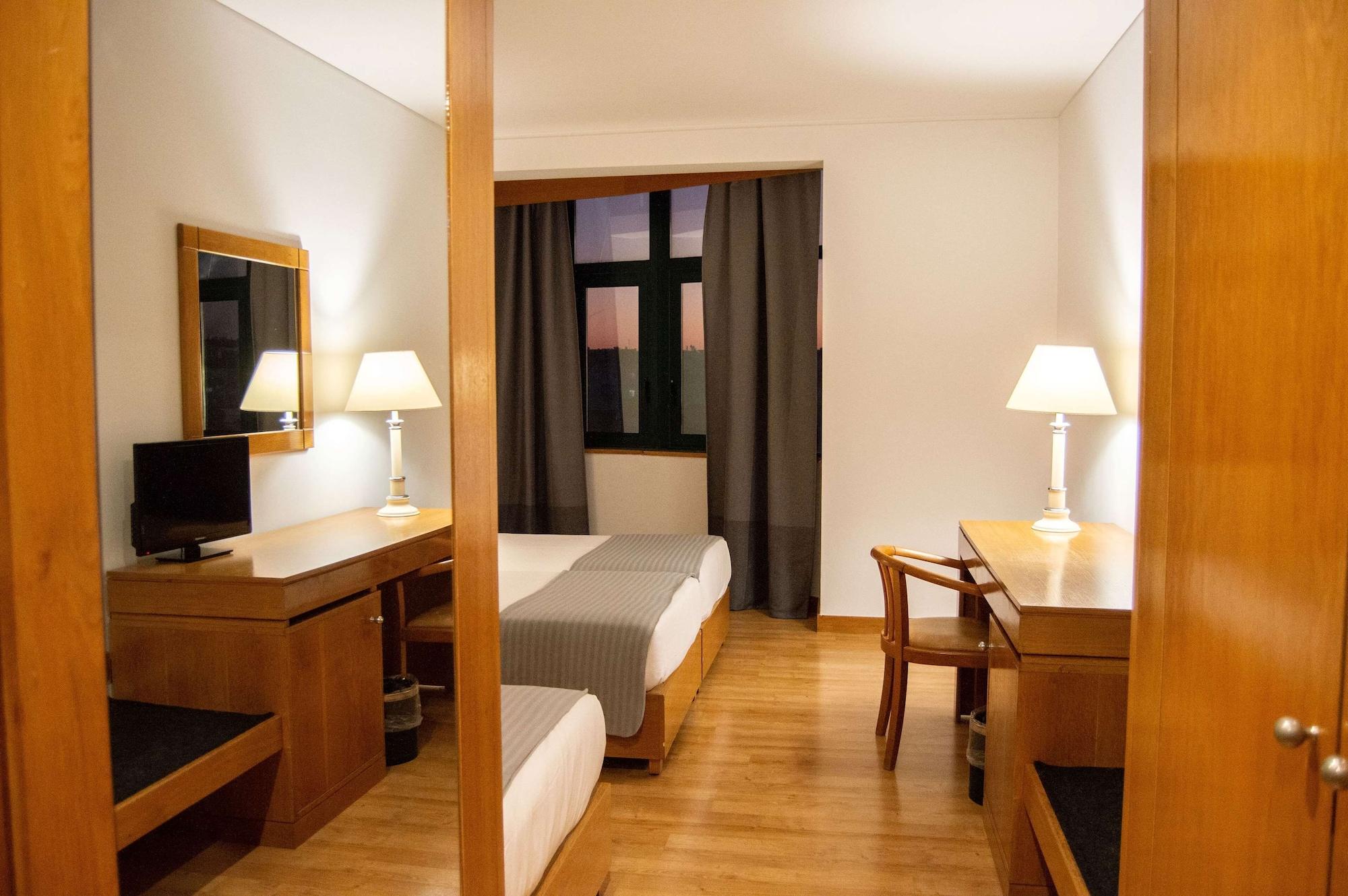 Tryp By Wyndham Parque Hotel 4*
