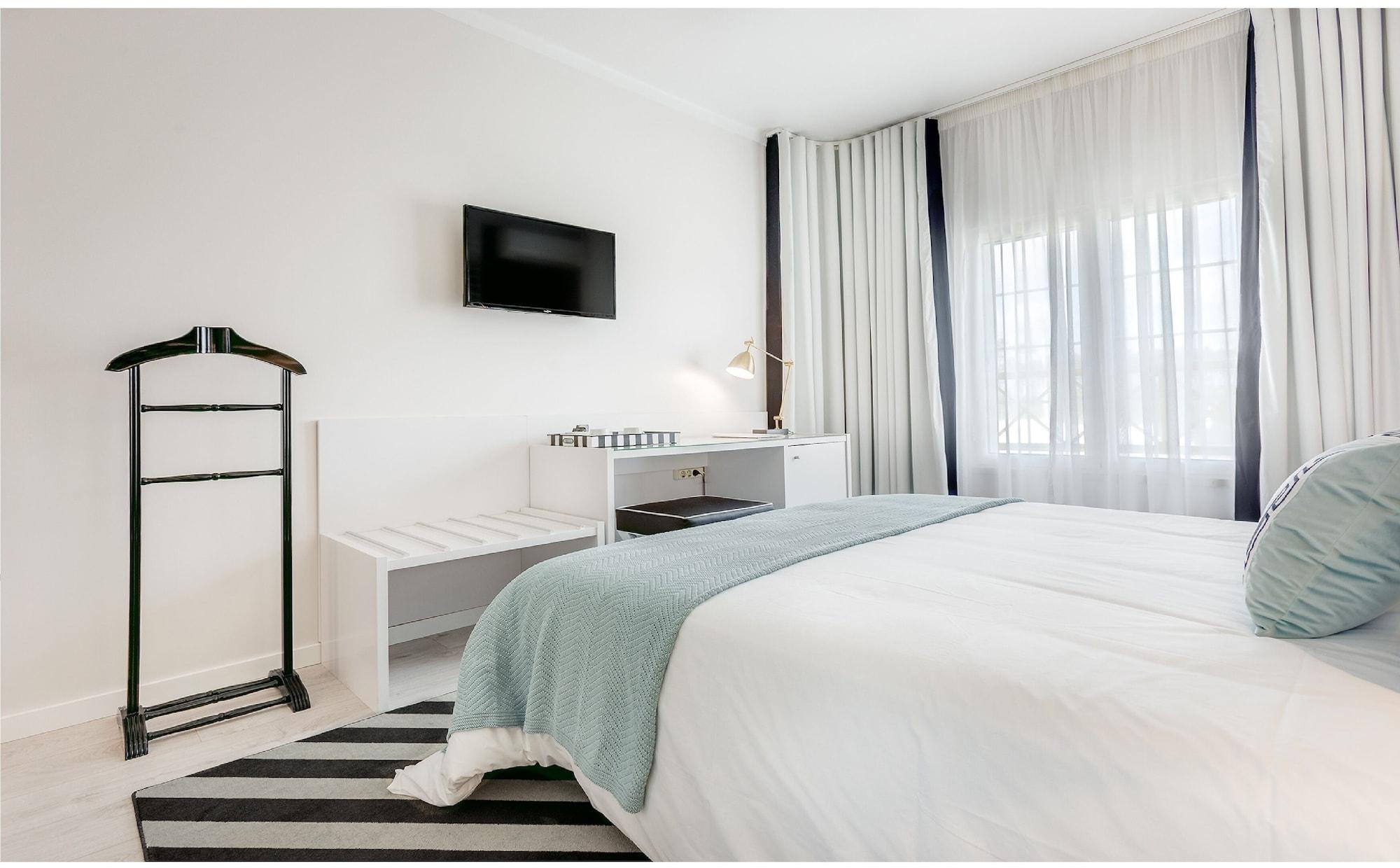 Cristal Marinha Hotel