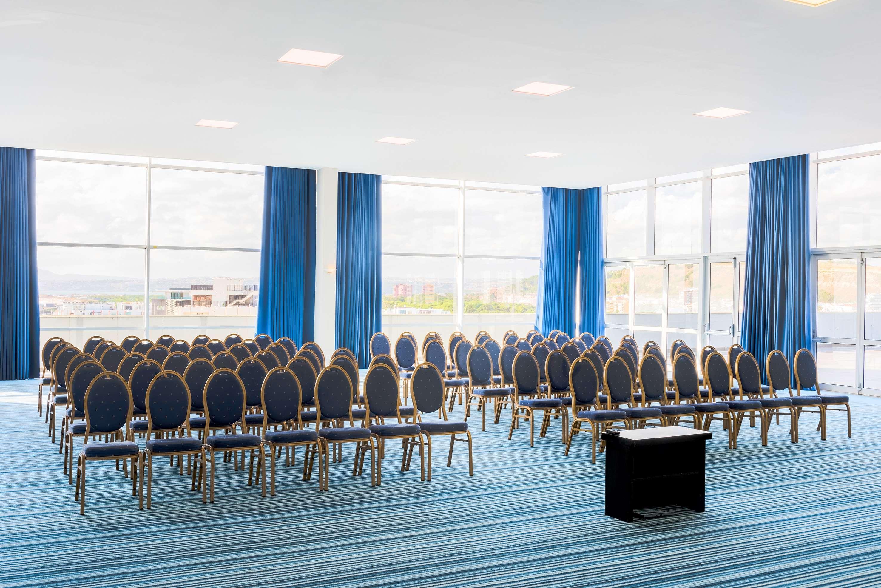 Tryp By Wyndham Lisboa Caparica Mar