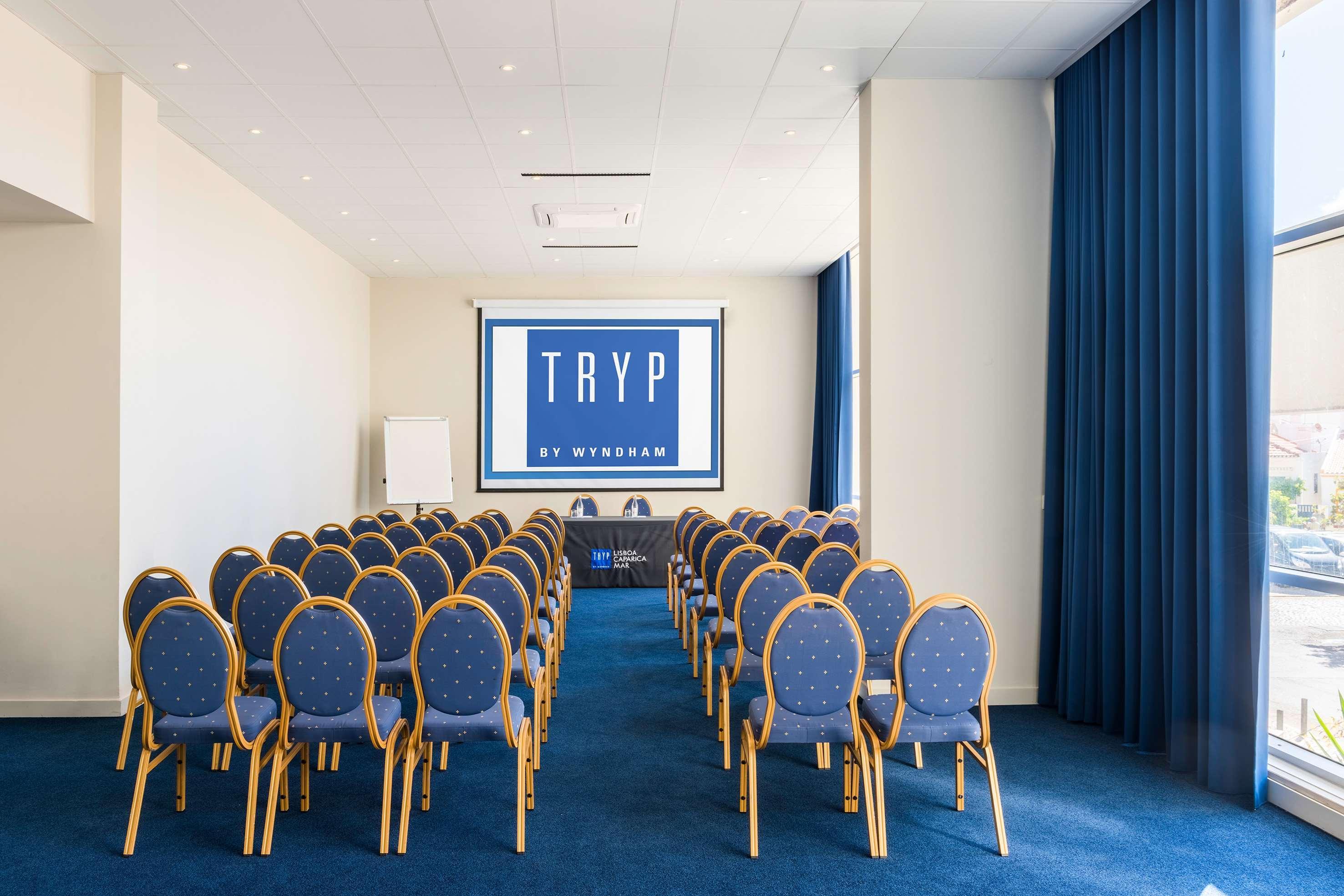 Tryp By Wyndham Lisboa Caparica Mar Hotel 4*