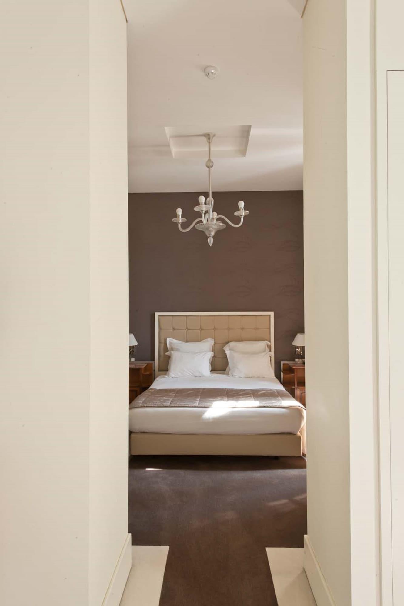 Palace & Hotel 4*