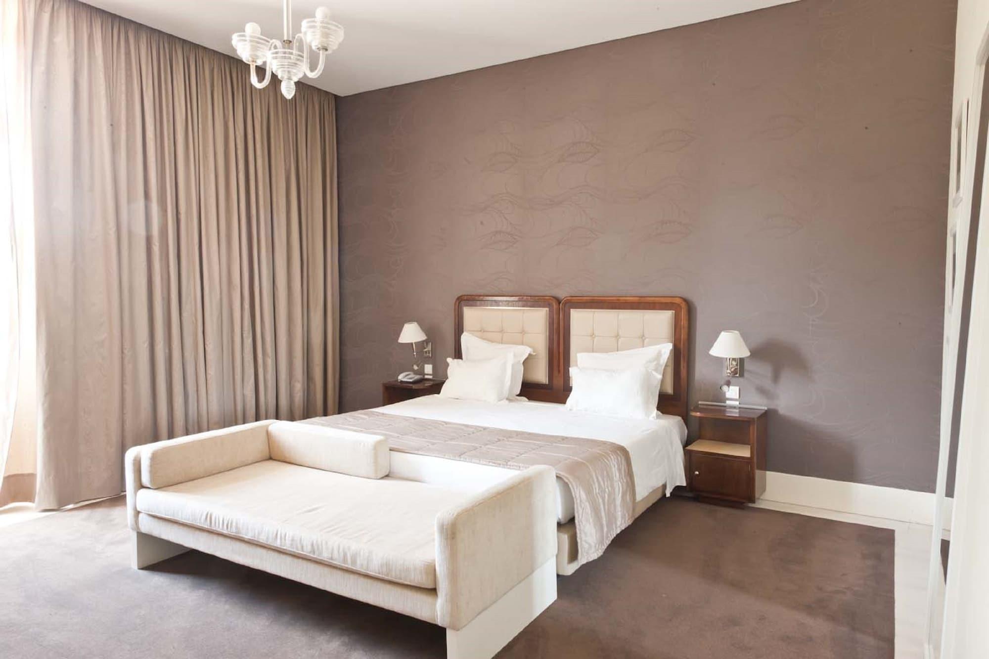 Palace & Hotel 4*