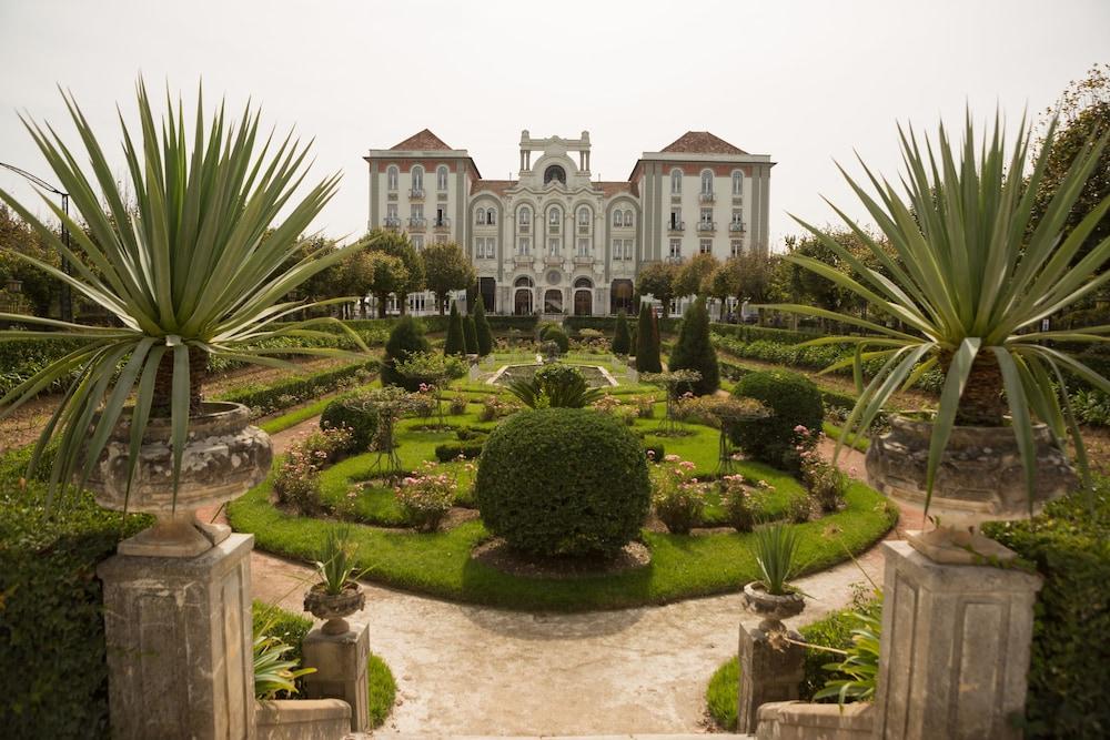 Palace & Curia