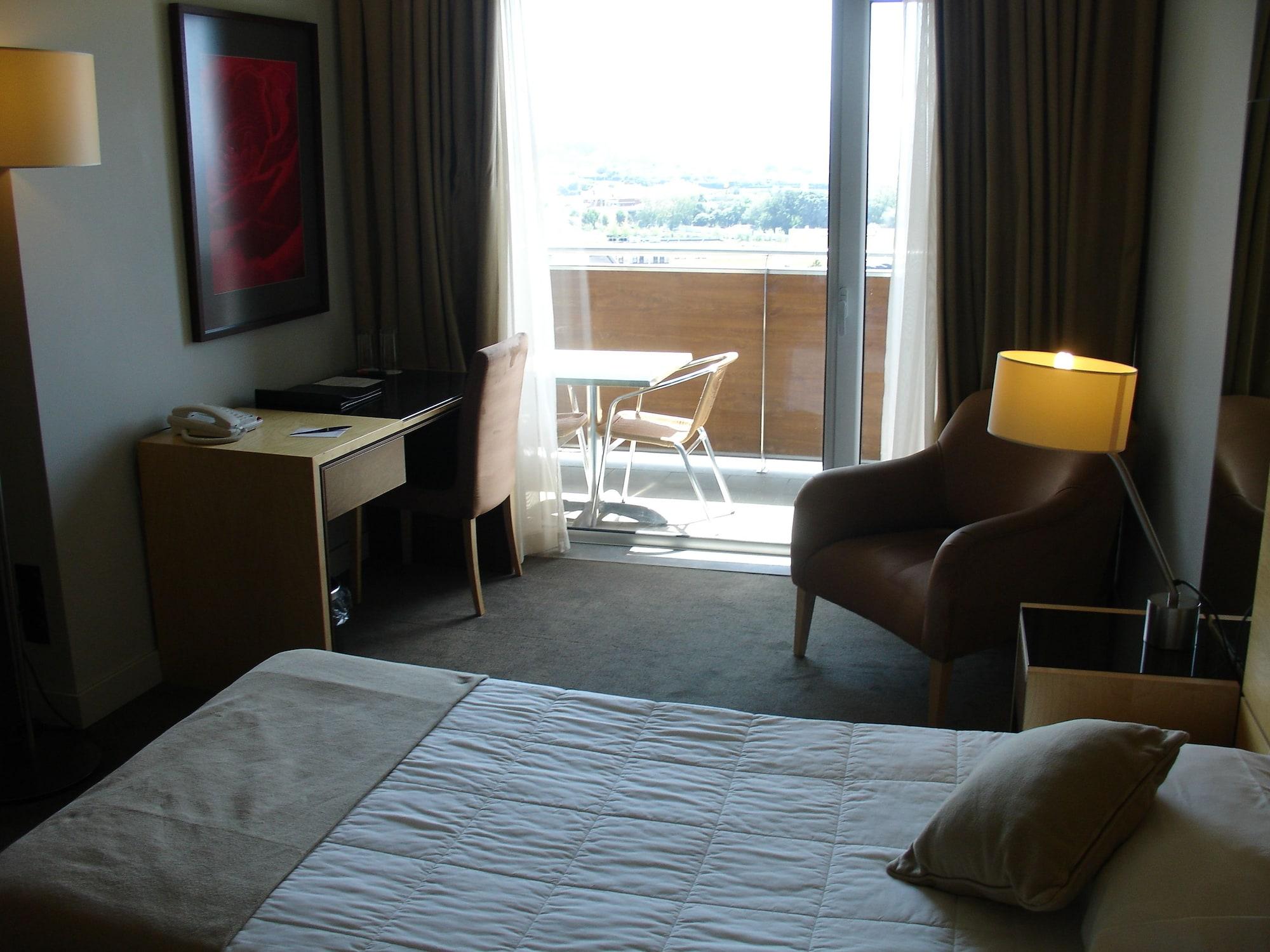 Hotel Vip Executive Azores 4*