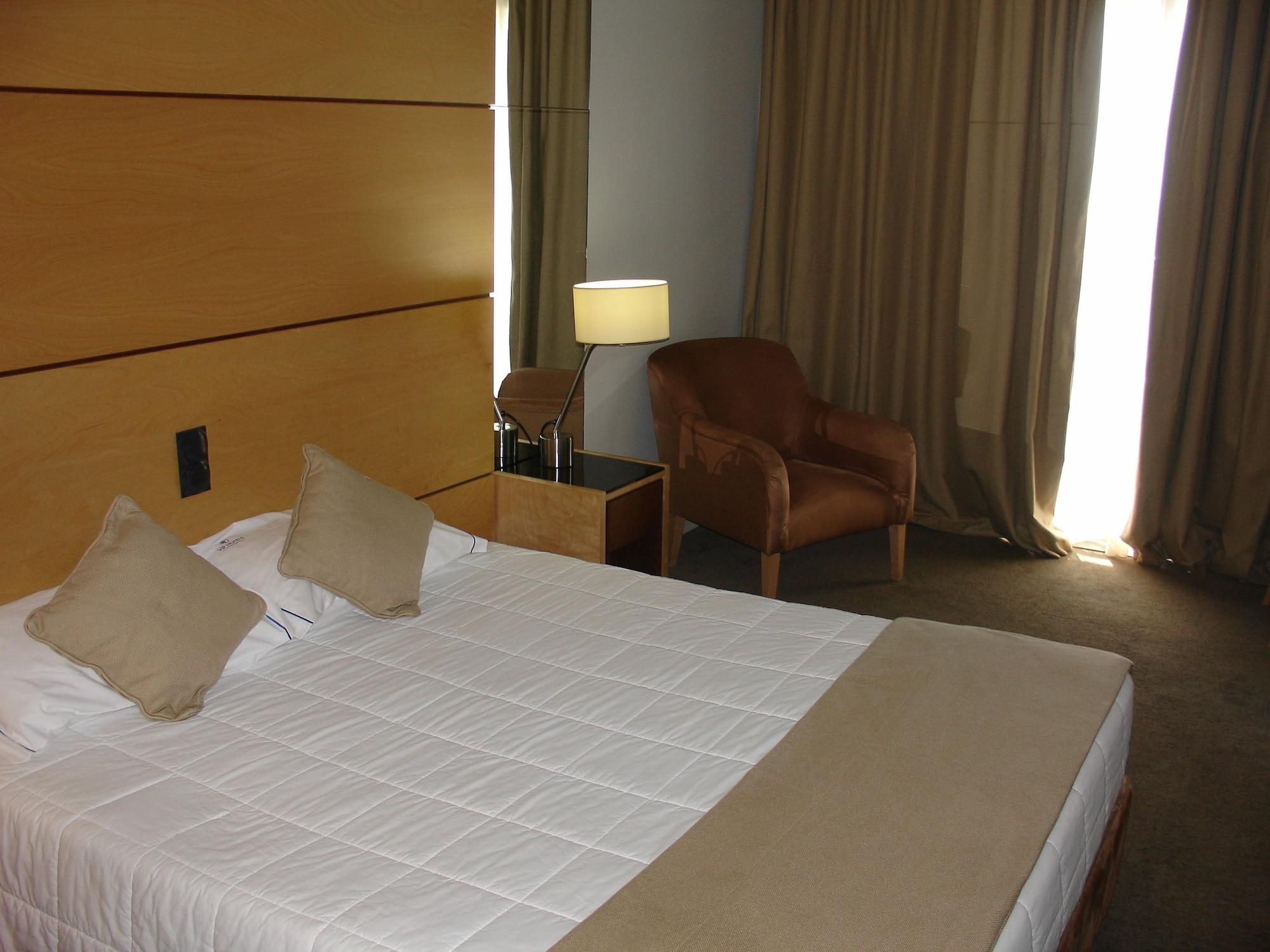 Vip Executive Azores Hotel 4*