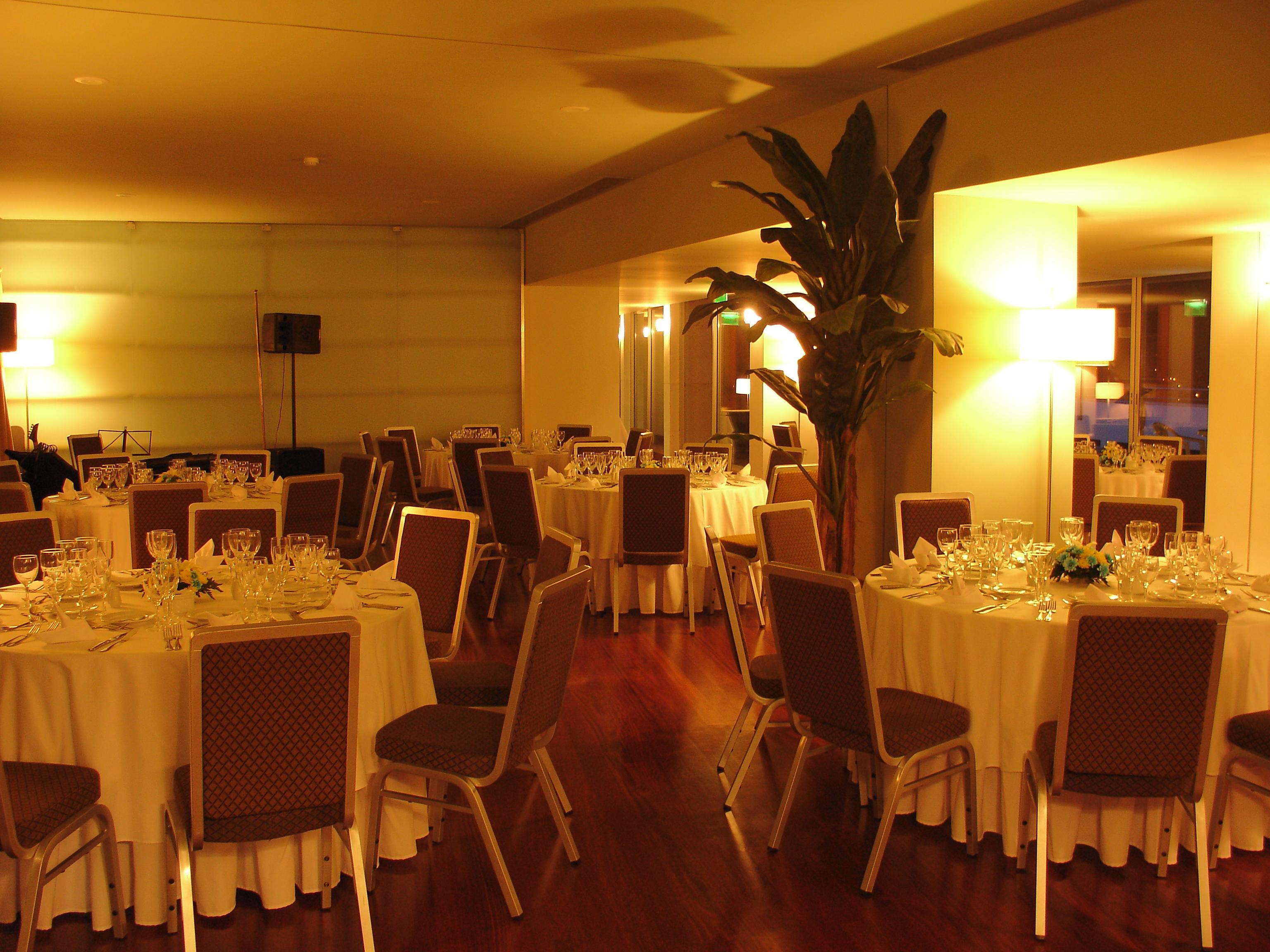 Vip Executive Azores Hotel 4*