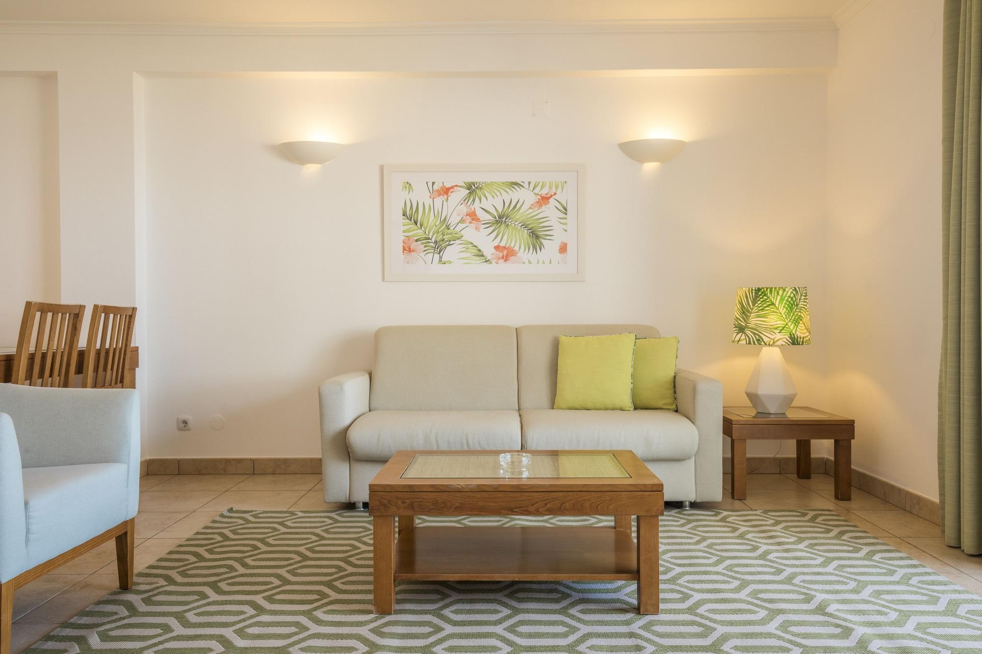 Clube Porto Mos - Sunplace & Lagos