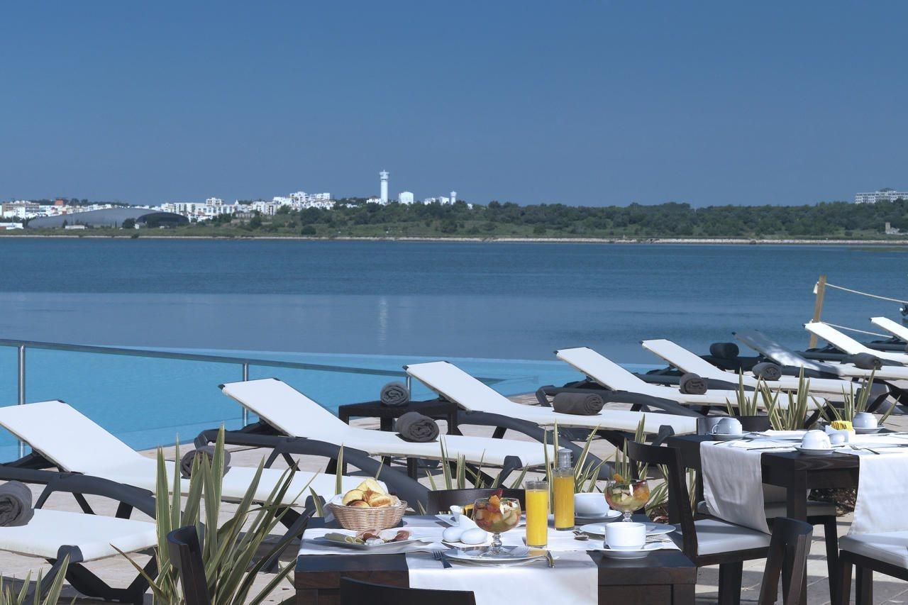 Hotel Agua Riverside 4*