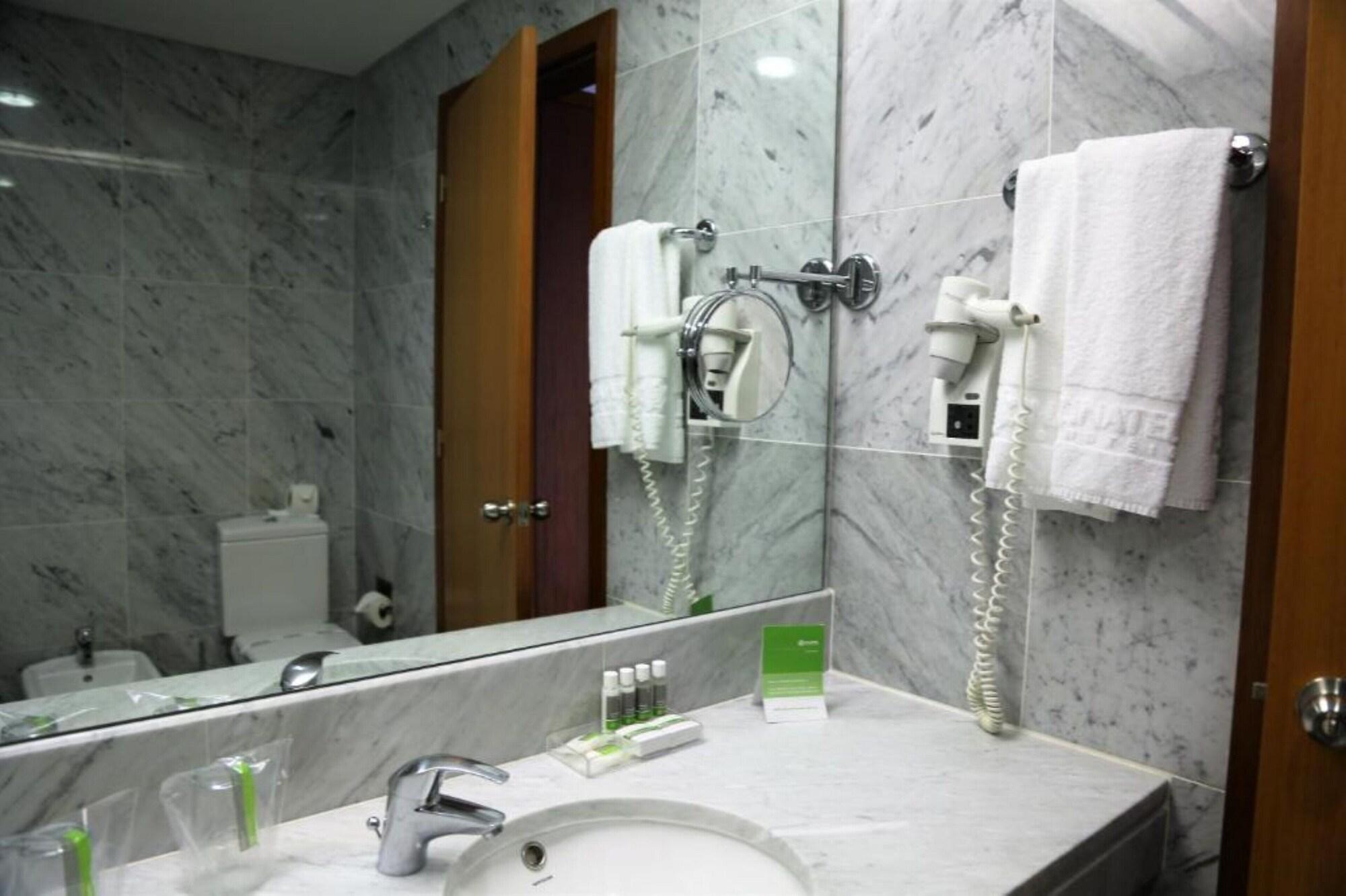 Inatel Flores Hotel 4*