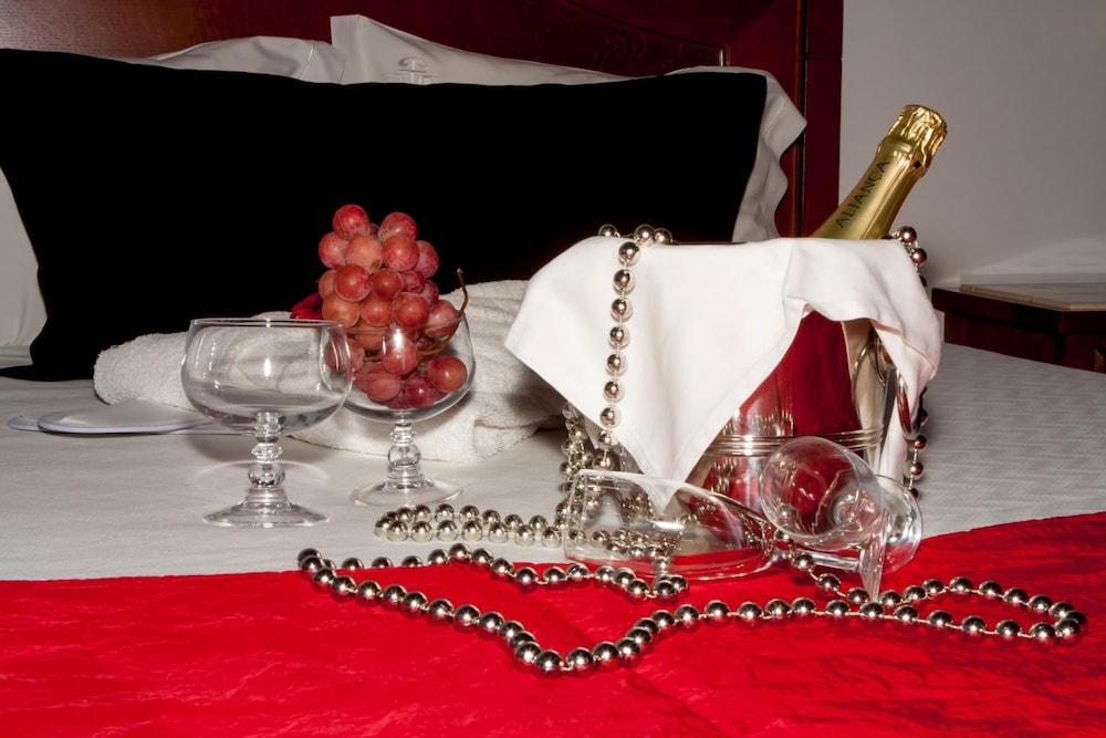 Galeria Hotel 2*