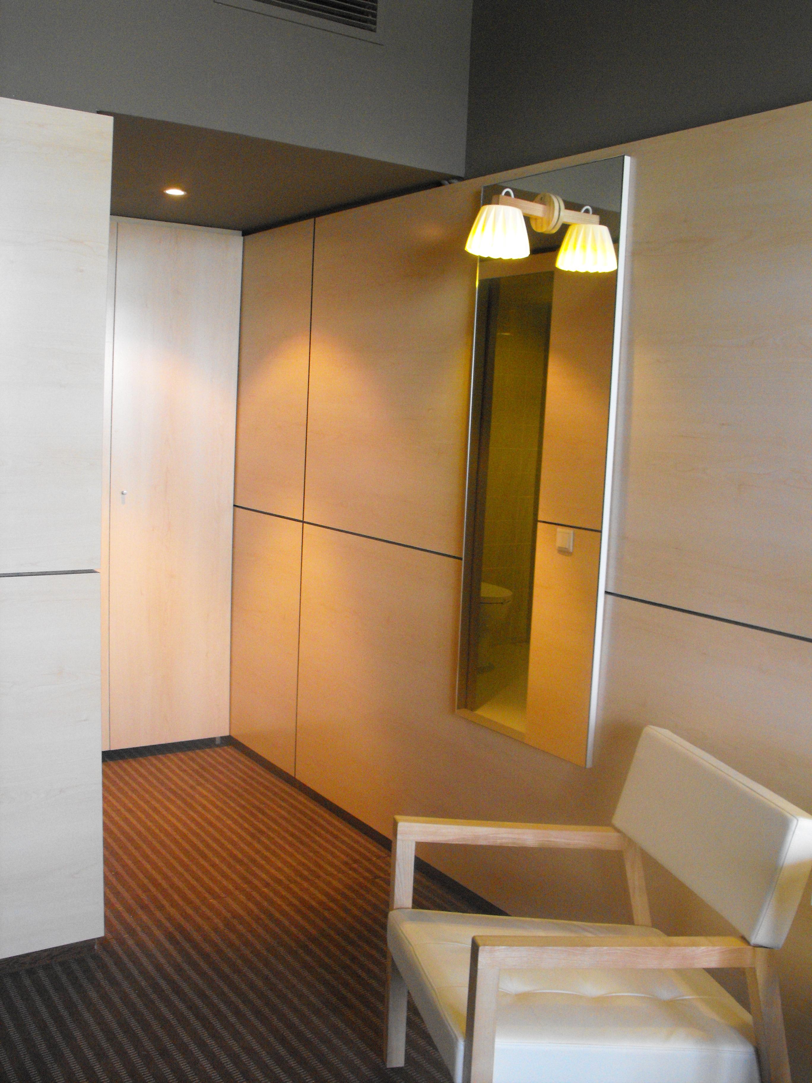 Hotel Axis Vermar Conference & 4*