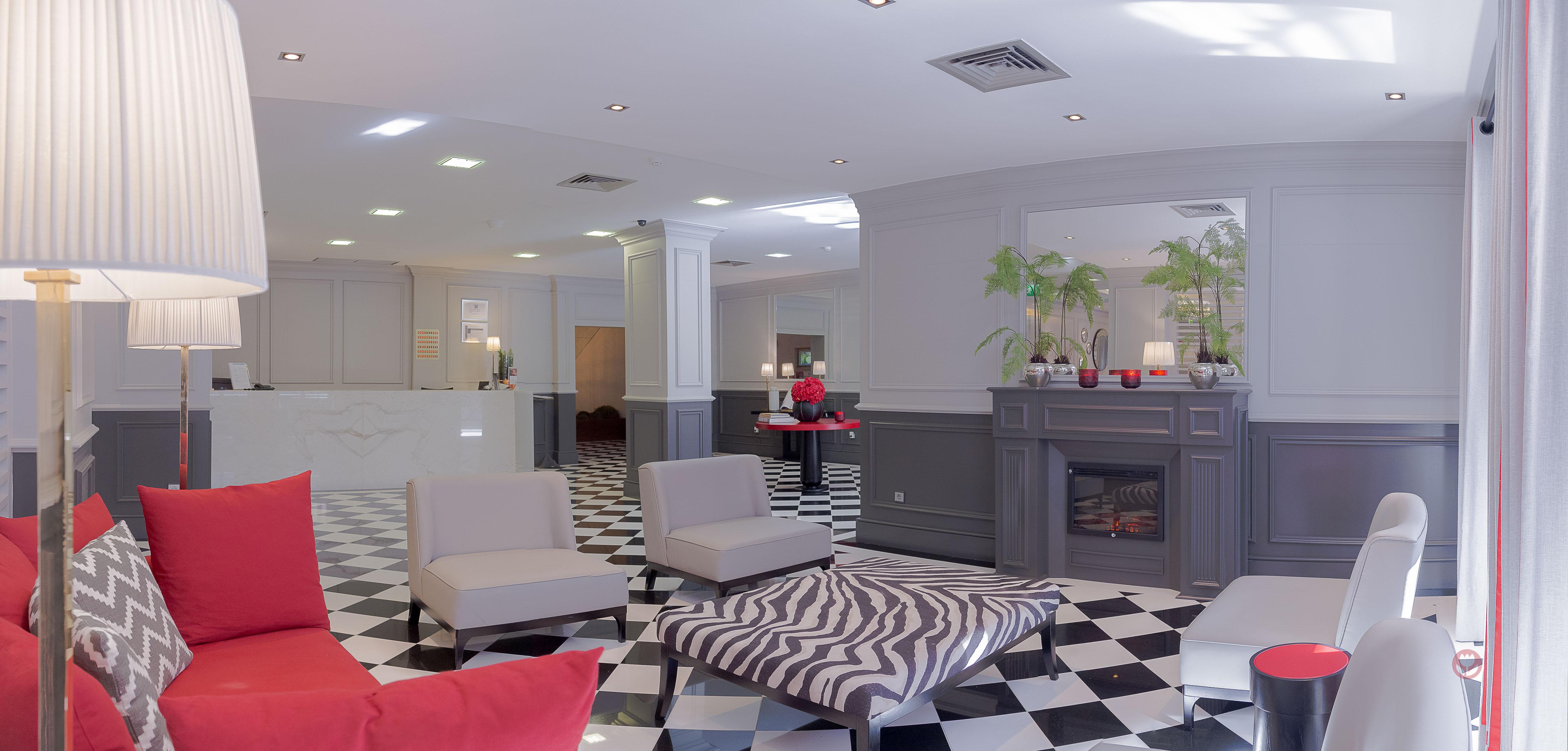 Hotel Your &